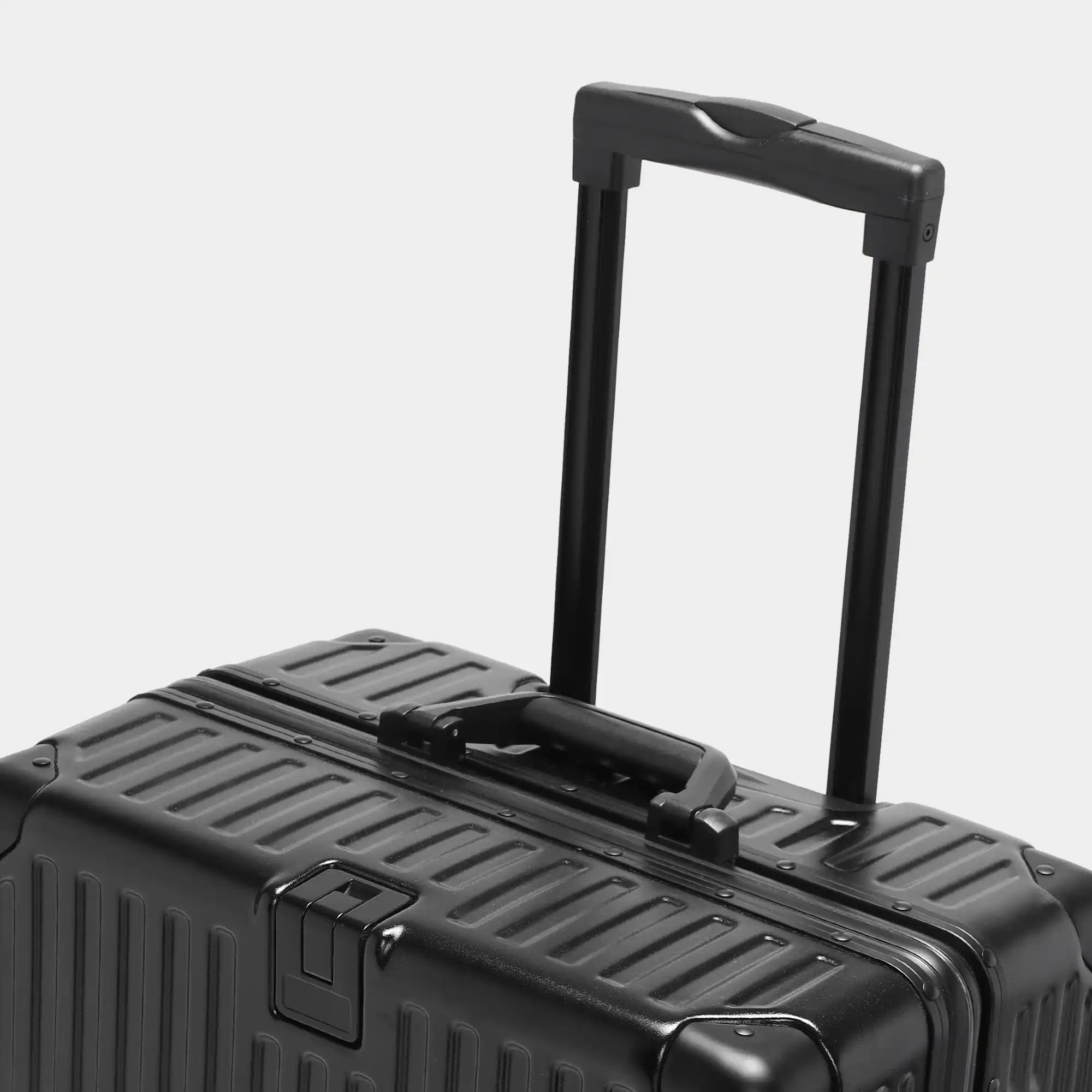 Mocan Black Xplorer 20 Inch