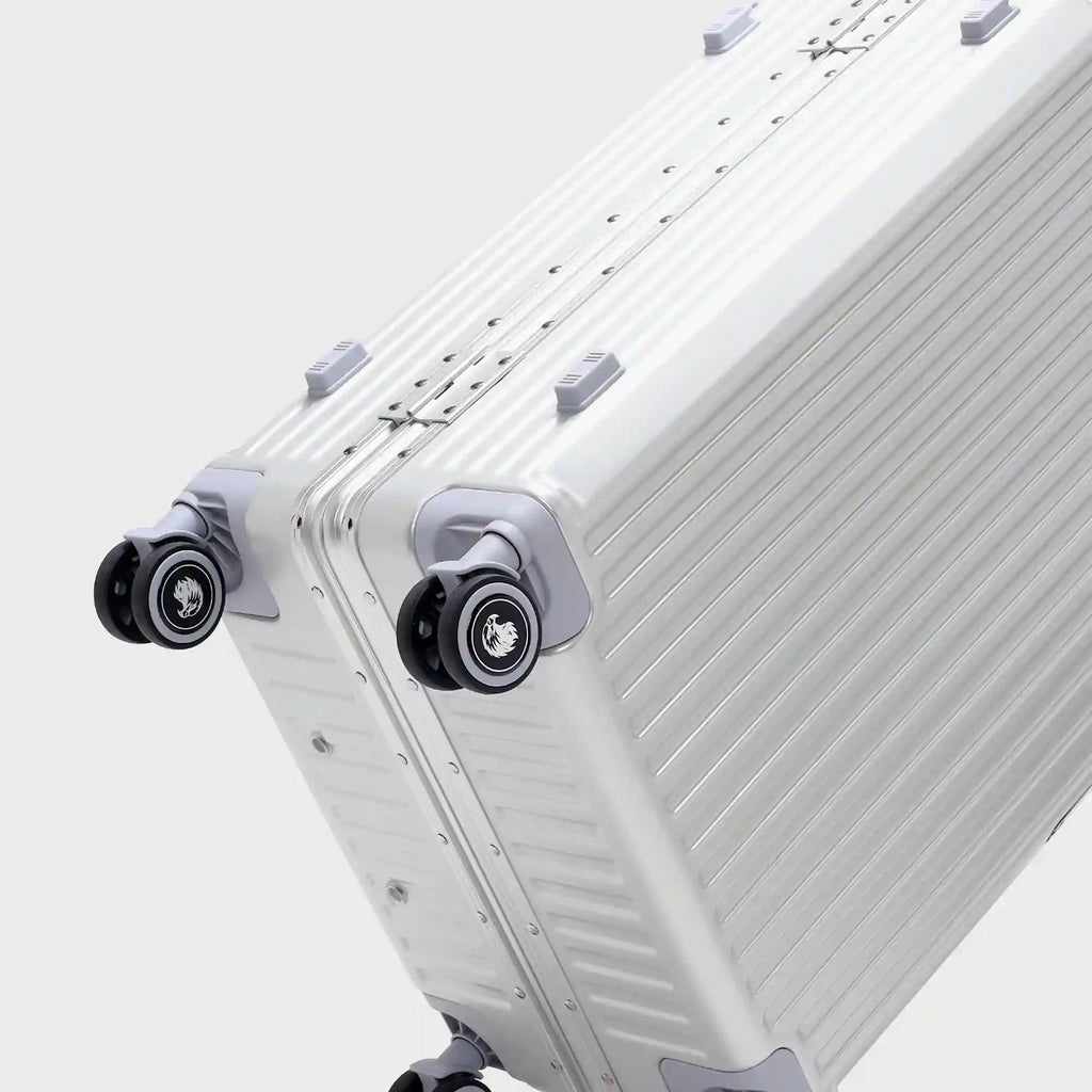 Mocan Silver Xplorer  20 inch