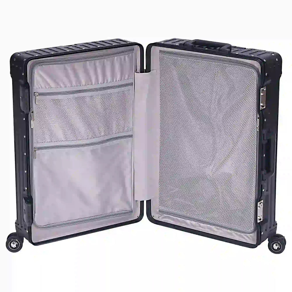 Mocan Black Xplorer