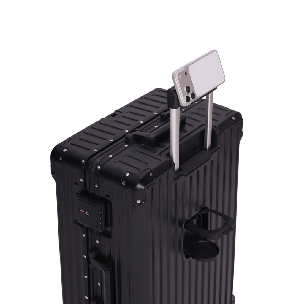 Mocan Black Xplorer